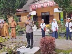 Berikan Edukasi Saat Menjadi Pembina Upacara Bendera Di SMP Negeri 2 Wih Pesam