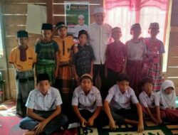 Ayah Basyir Santuni Anak Yatim dan Biayai Sunat Rasul Anak Babo Aceh Tamiang.