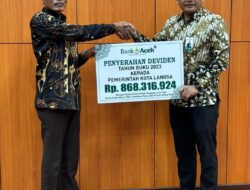 Pemko Langsa Terima Deviden Dari PT Bank Aceh Syariah