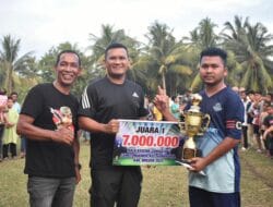 Kajari Bireun Hadiri Final Dan Penutupan Turnamen Sepak Bola Keuchik Cobra Cup