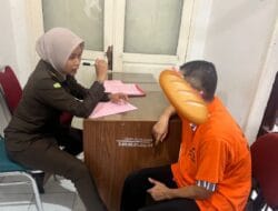 Kejari Bireuen Terima Tersangka Dan Barang Bukti Tindak Pidana Pelecehan Terhadap Anak 