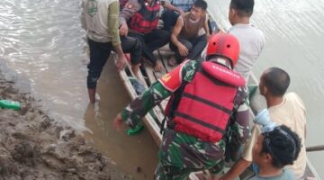 Polsek Babul Makmur Lakukan Pencarian Korban Robin Yang Terbalik di Sungai Kali Alas Aceh Tenggara